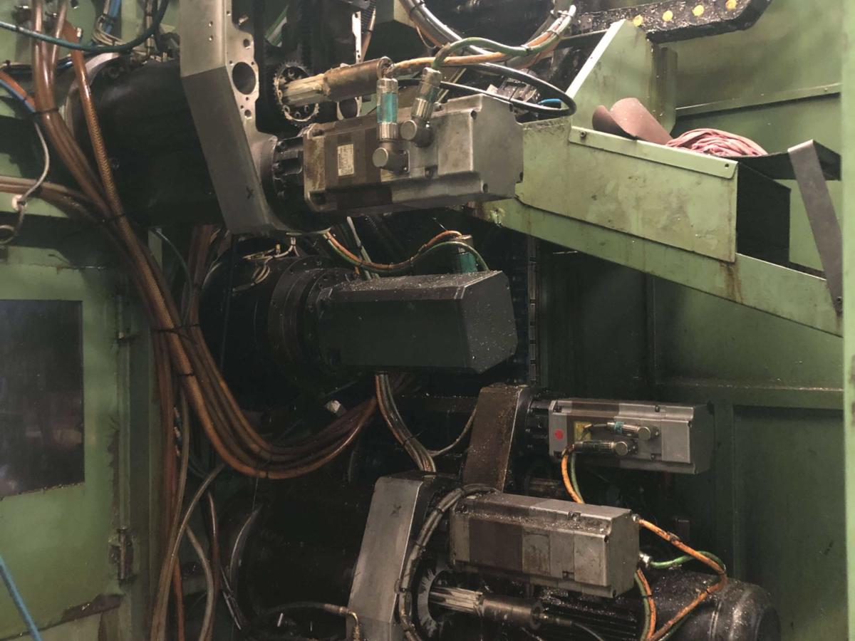 Macchina transfer Picchi usata 8 unità 8 stazioni particolari da lavorare unità laterali